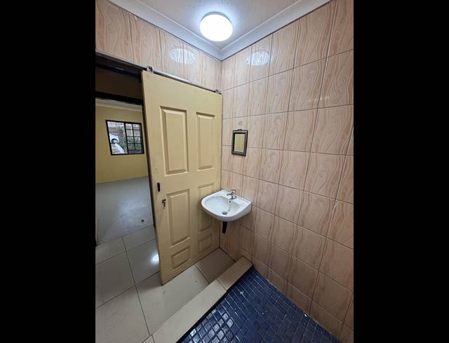 3 BEDROOM HOUSE FOR SALE IN REDFERN